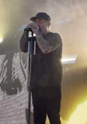 Aaron Lewis