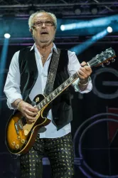 Mick Jones [Foreigner]